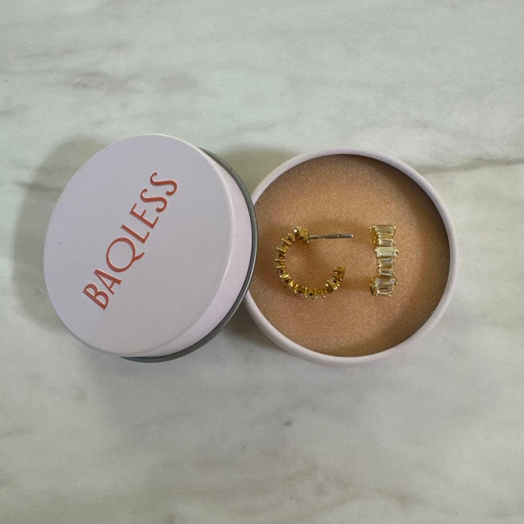 【BAQLESS】バックレス ゴールド ストーン ピアス 新品未着用