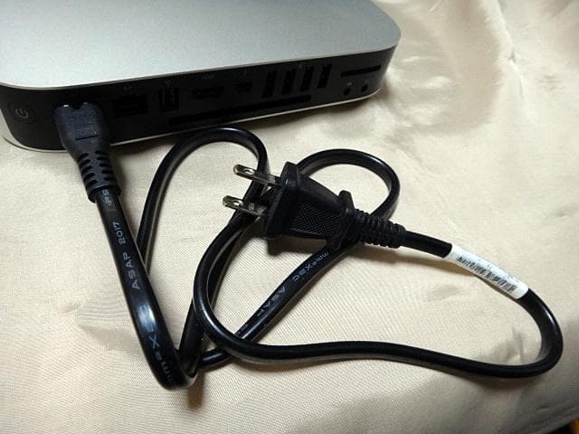 Mac mini Late 2012　128GB_SSD 16GB