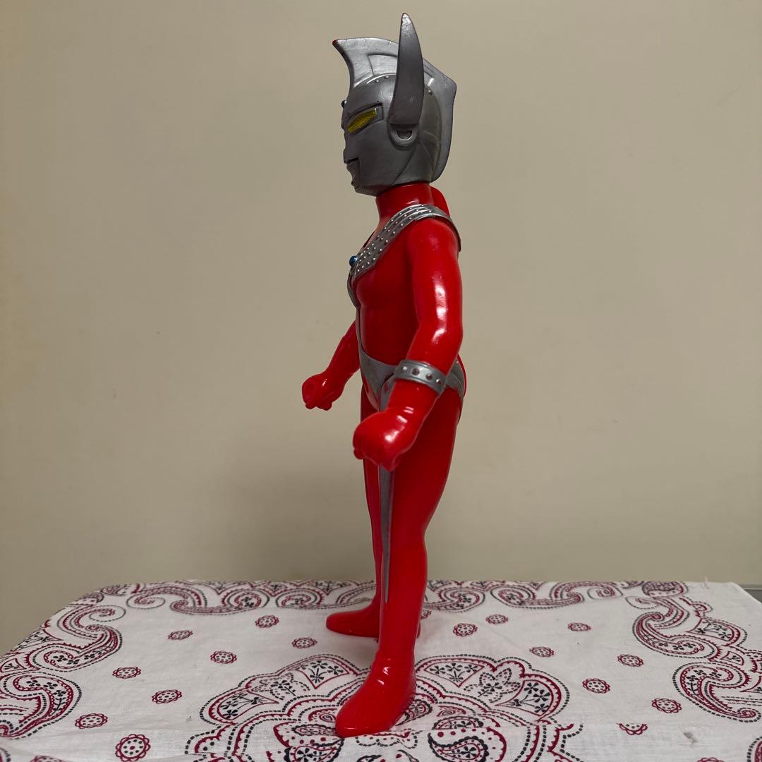 グレートザウルス　ウルトラマンタロウ　ポピー