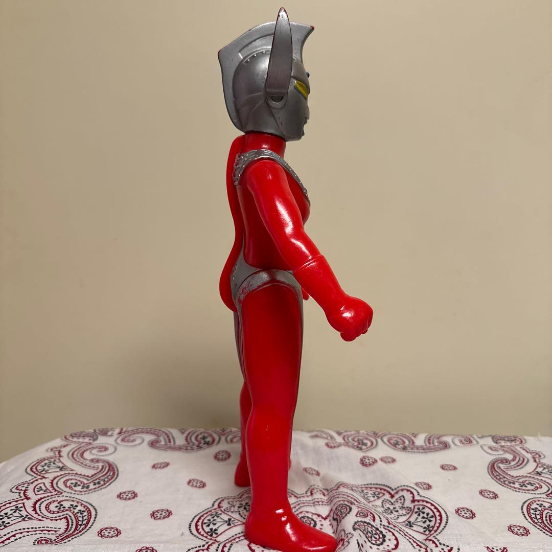 グレートザウルス　ウルトラマンタロウ　ポピー