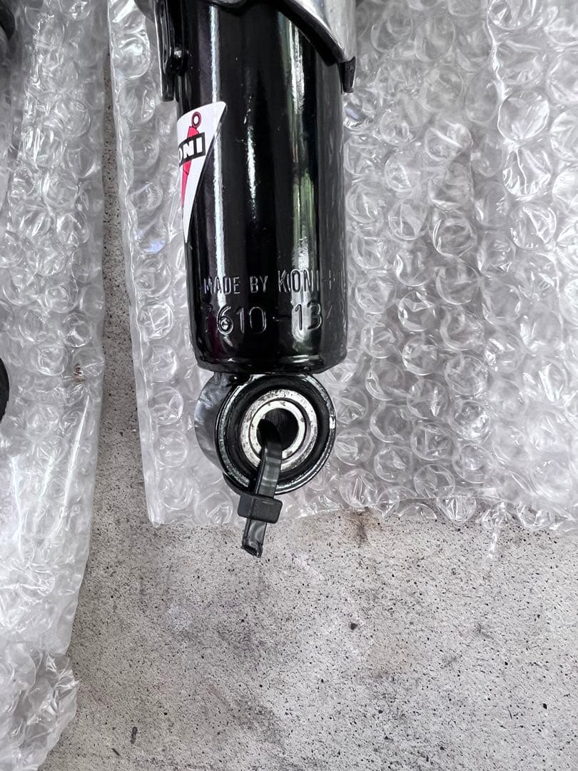 KONI サスペンション 7610-1343 Z1