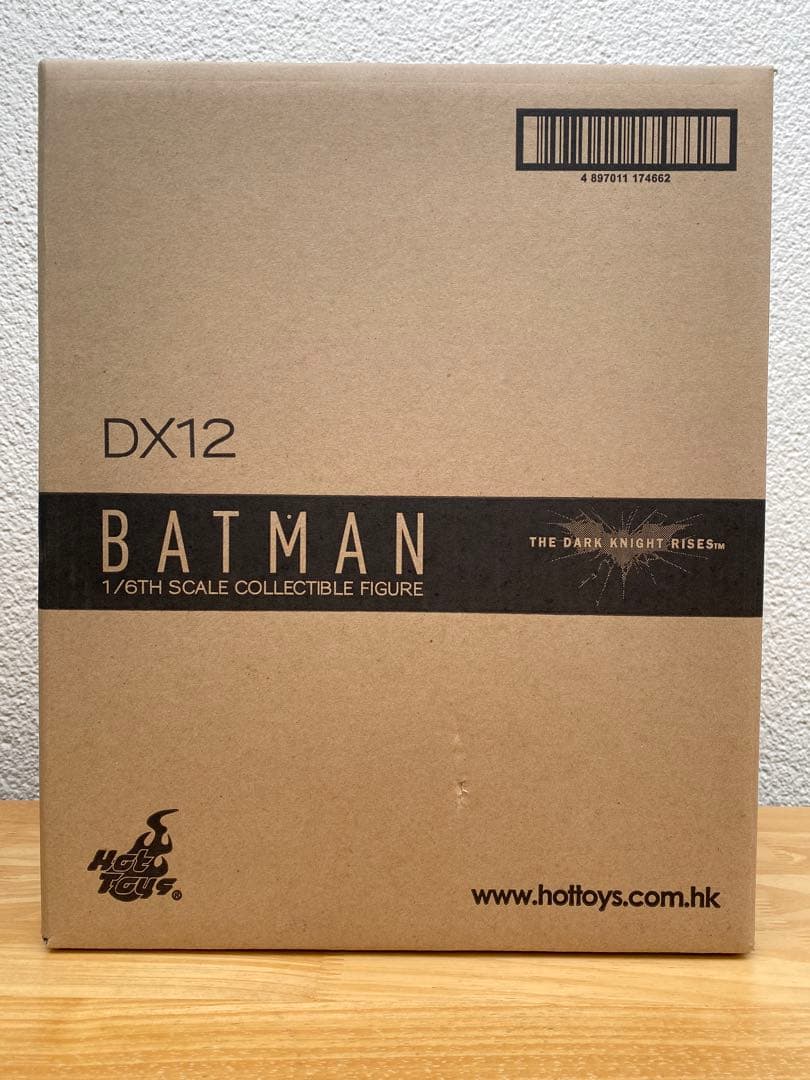 ホット・トイズ 1/6スケール バットマン ダークナイト ライジング