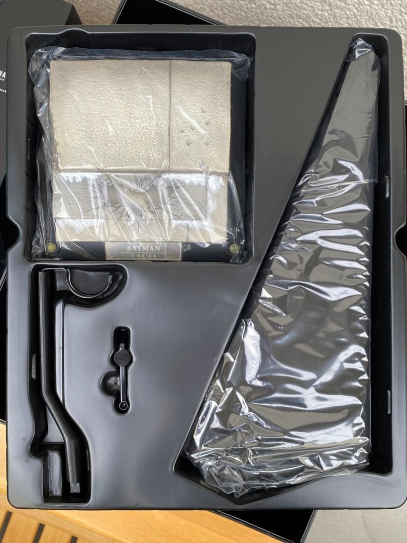 ホット・トイズ 1/6スケール バットマン ダークナイト ライジング