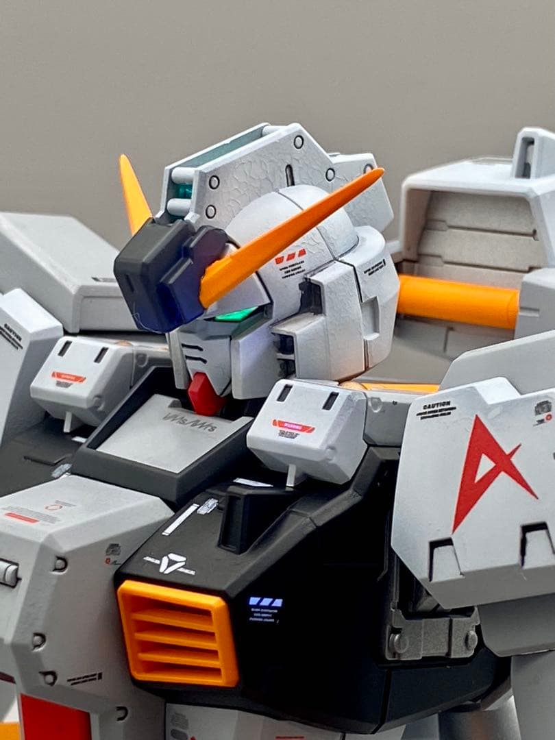 ガンプラ MG ガンダムヘイズル改　ガンプラ完成品　AOZ ゼータガンダム