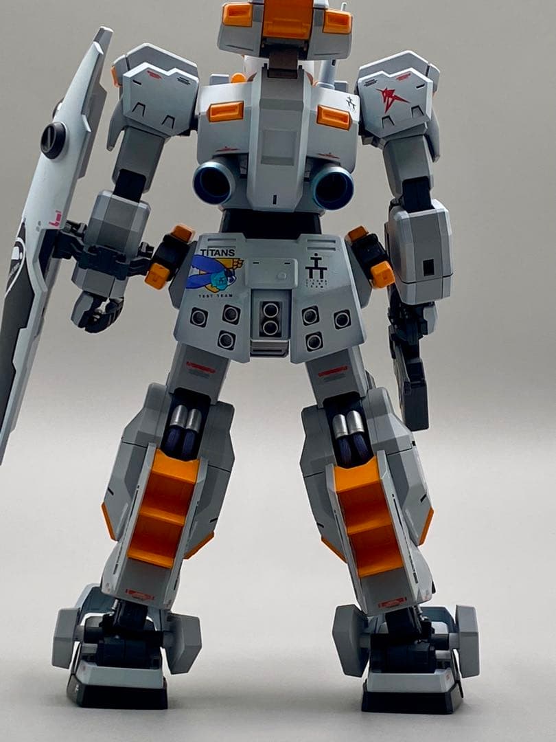 ガンプラ MG ガンダムヘイズル改　ガンプラ完成品　AOZ ゼータガンダム