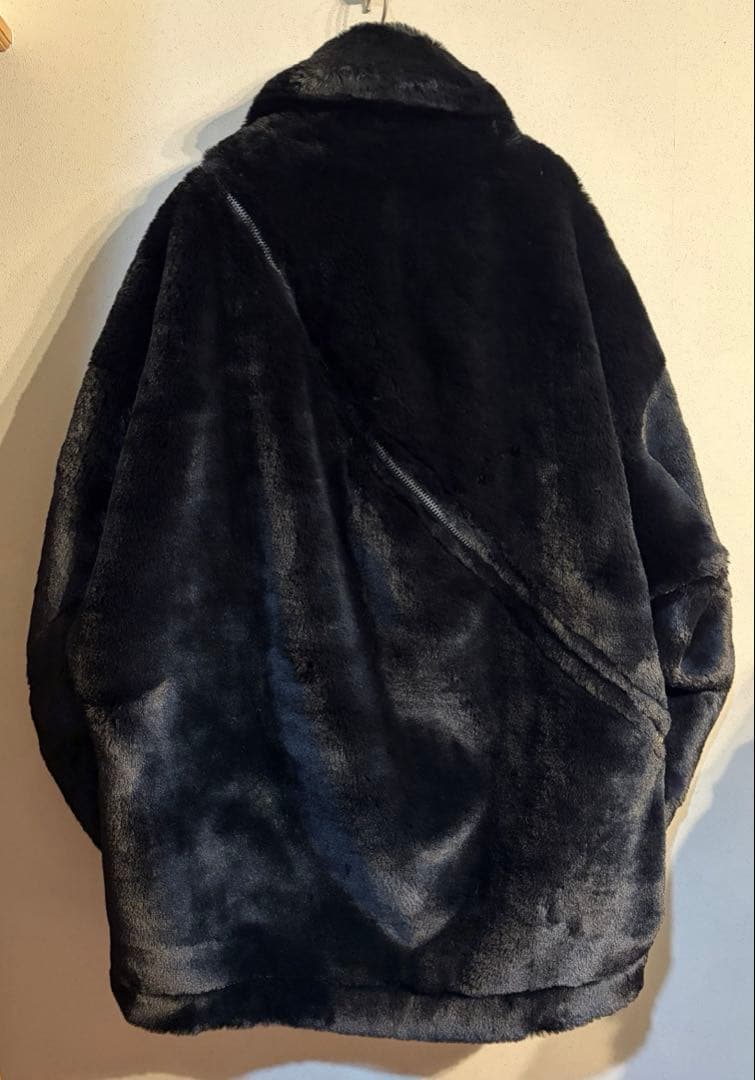 ワン ソロイストバルーンシェイプド ファーコート