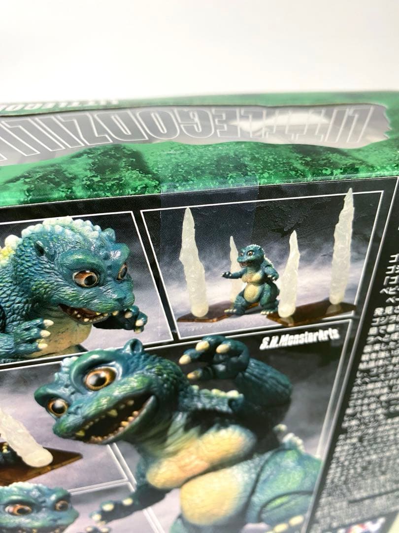 S.H.MonsterArts リトルゴジラ　結晶体　モンスターアーツ