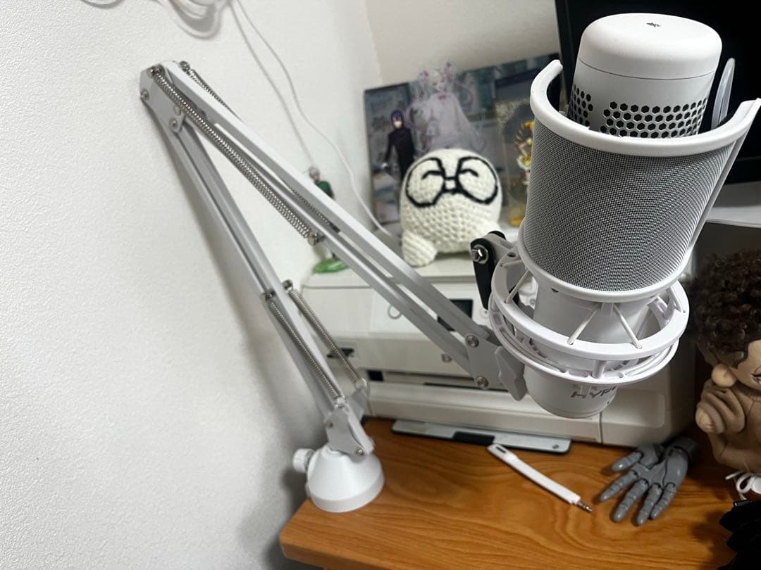 HyperX QuadCast Sスタンドアロンマイク マイクアーム