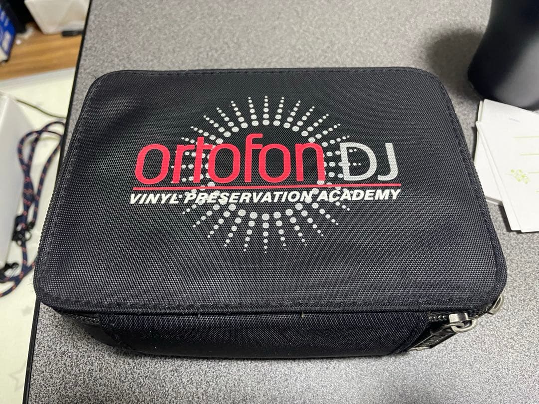 b*8様 Technics SL-1200MK5 ミキサー、針、CDJ付きのDJ