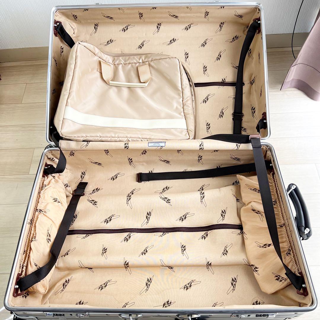 リモワ　廃盤モデル　クラシックフライト　63L 大容量　希少　ジュラルミン　4輪