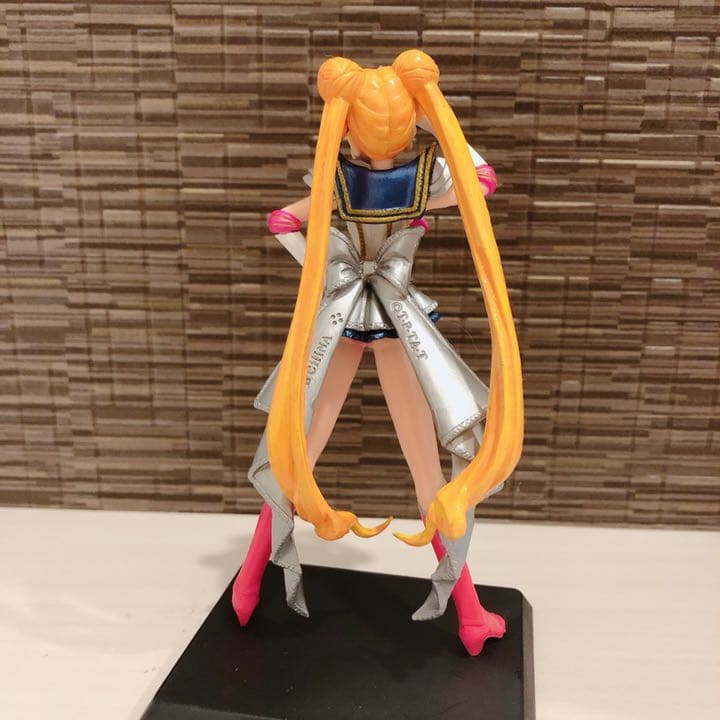 セーラームーン　フィギュア　日本限定　お値下げしました