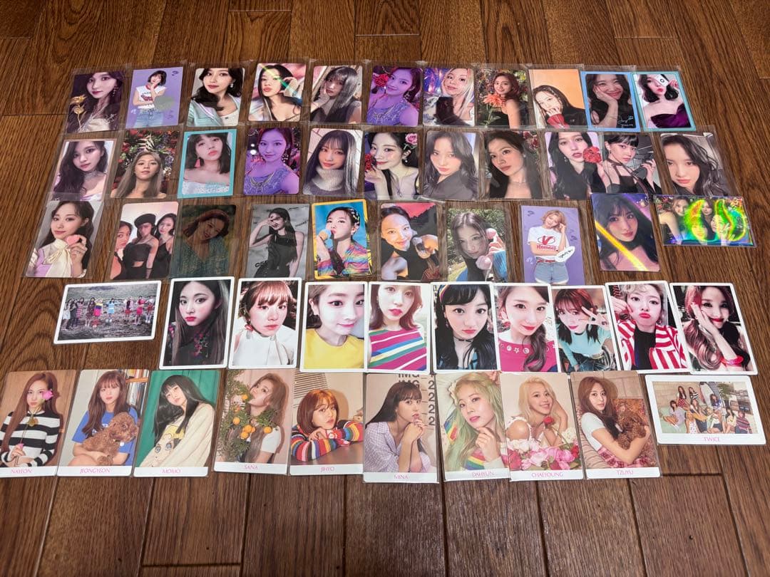TWICE トゥワイス グッズ 大量 バラ売り可能 まとめ売り可能