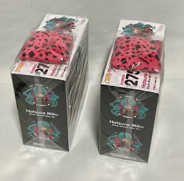 ２体セット　ねんどろいど 初音ミク 黒招きミク　座布団つき　キャラアニ.com