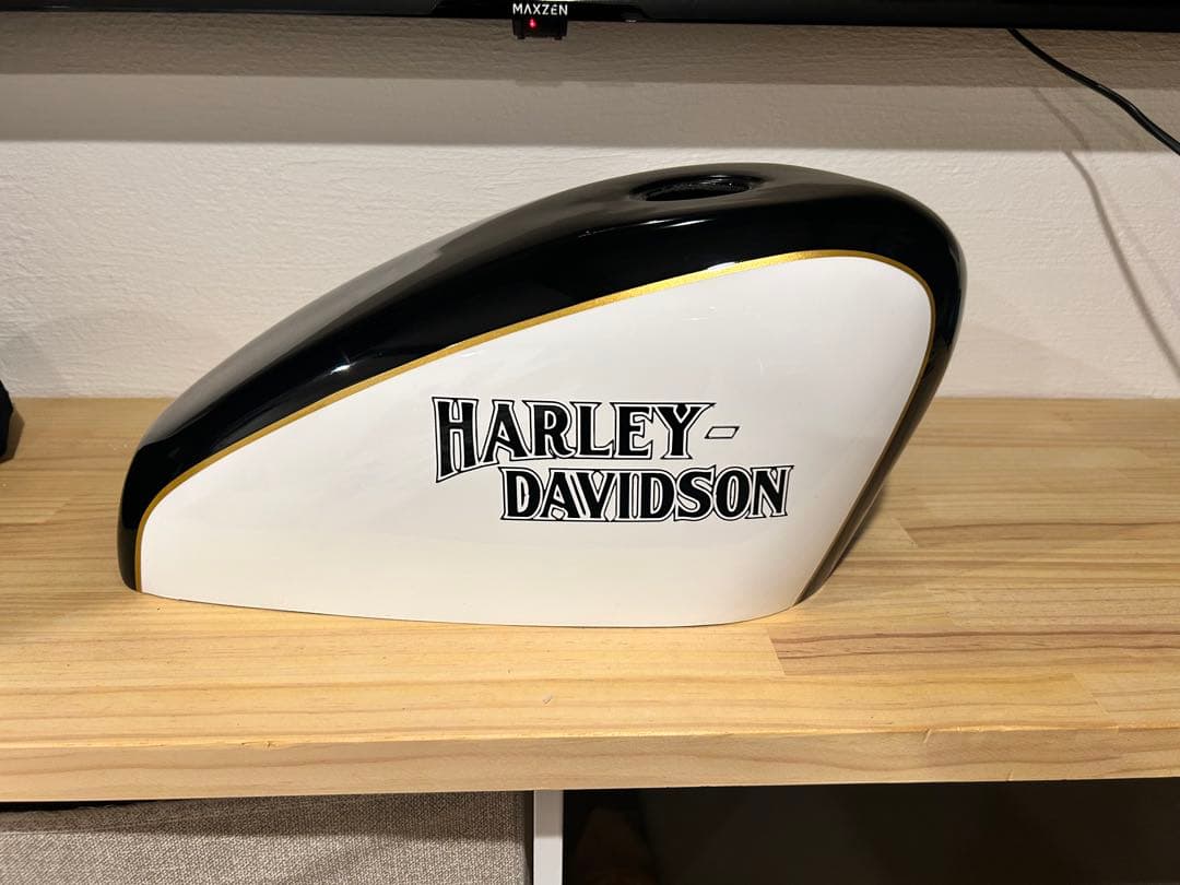 サイモンカスタム　タンクカバー　ハーレー xl1200x用