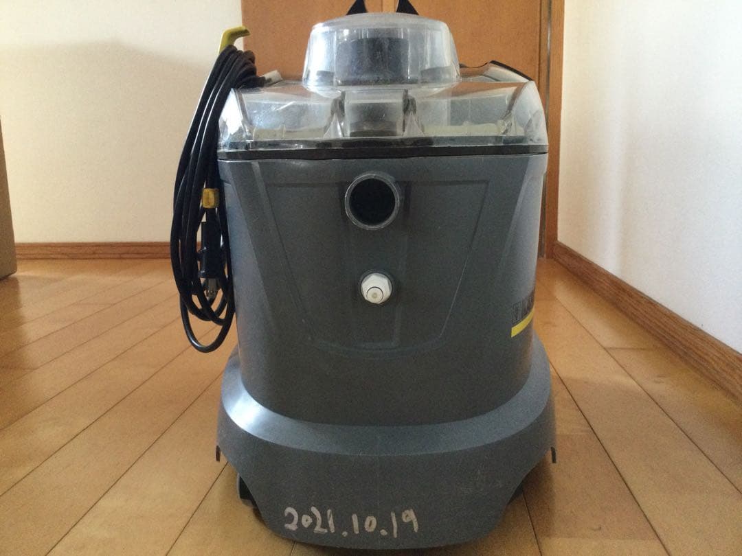 a*a様 【中古】ケルヒャー　業務用　カーペットリンス　クリーナー　　Puzzi