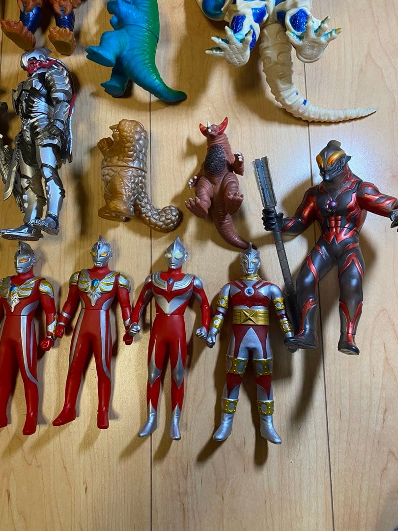 ウルトラマンシリーズ　怪獣　ソフビセット　29体