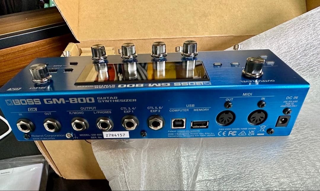 BOSS GM-800 最高峰ギターシンセサイザーほぼ新品！