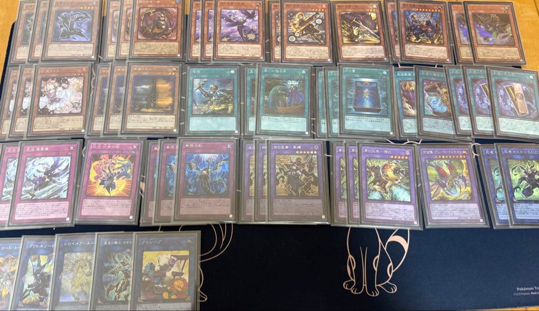 【引退品】レアカード、レアスリーブ多数！！遊戯王 引退品 まとめ売り