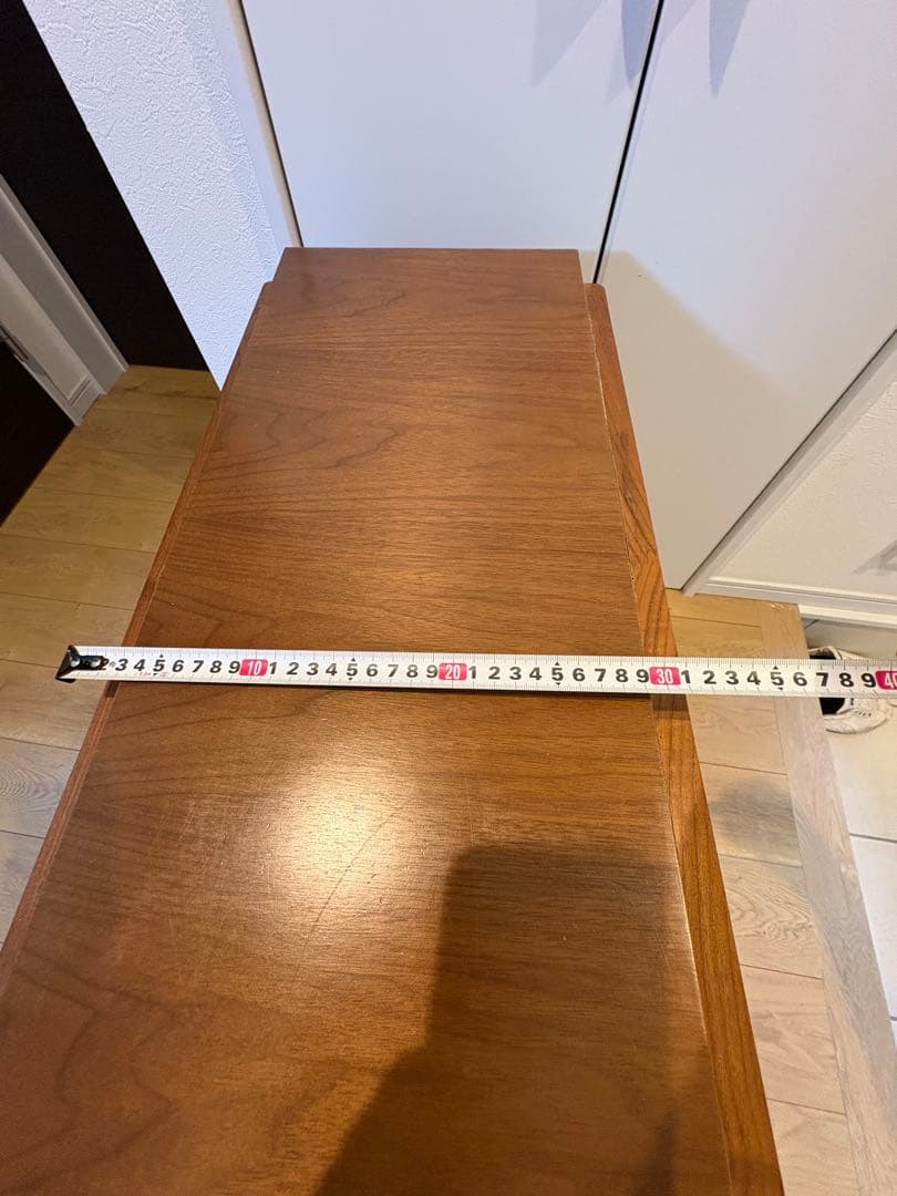 Ｔバタフライテーブル 折り畳み式 ウォールナット柄 島忠製キャスター付中古 美品