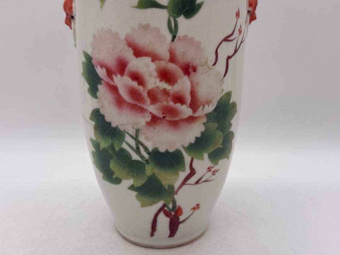 中国　清時代　粉彩　牡丹紋獅子耳瓶　天津興隆出品　送料込み251015