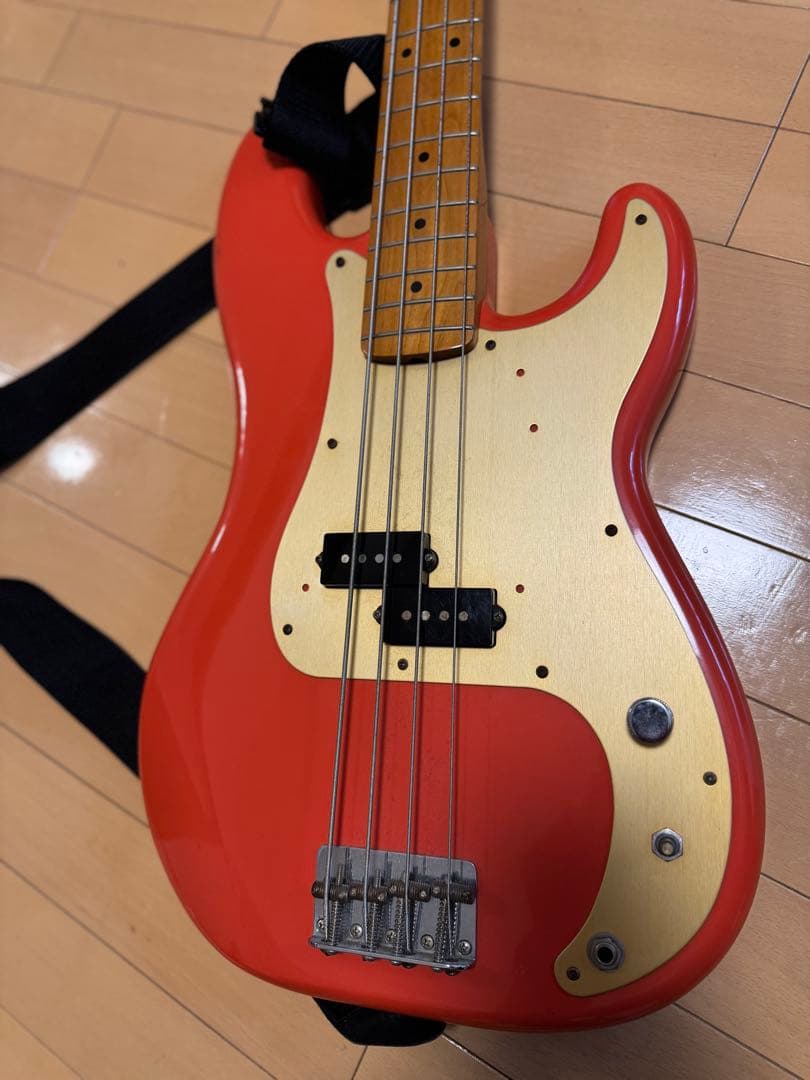 ベース Fender precision bass dakota red