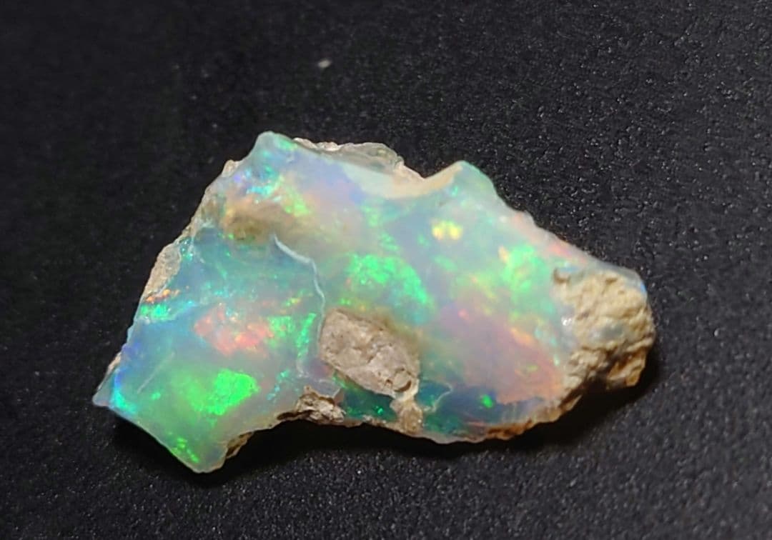 エチオピアウェロ産オパール　原石　ジュエリー　グレード　鉱物標本　原石