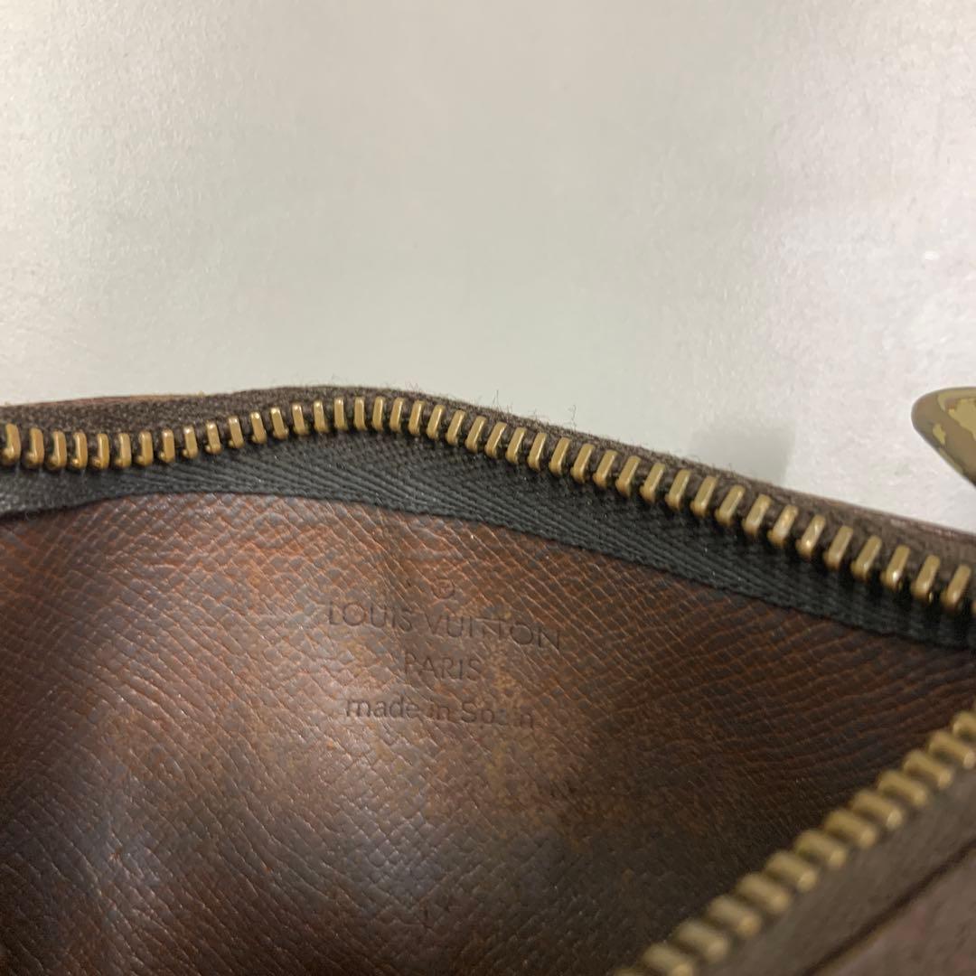 ルイ・ヴィトン　ケース