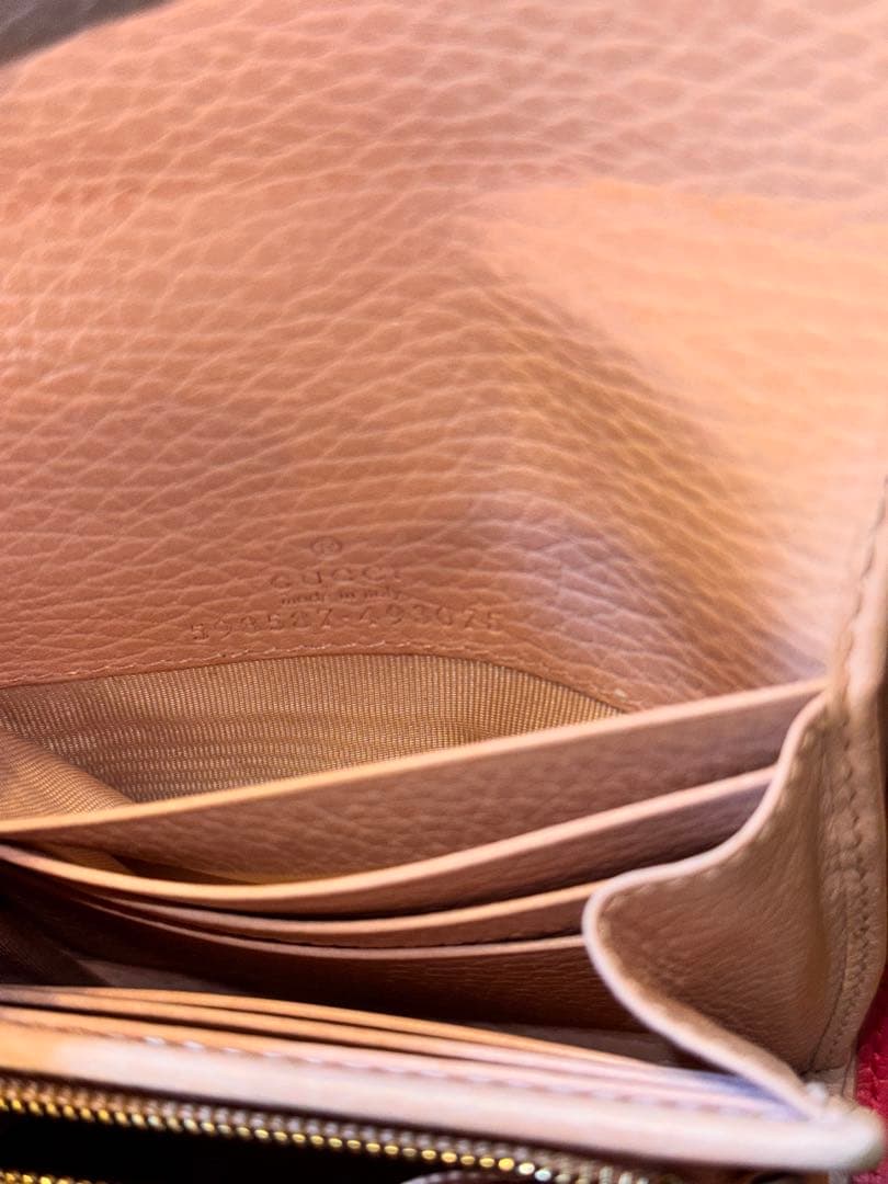 mill様GUCCI 二つ折り　財布　ピンク　GGマーク　マーモント　コンパクト