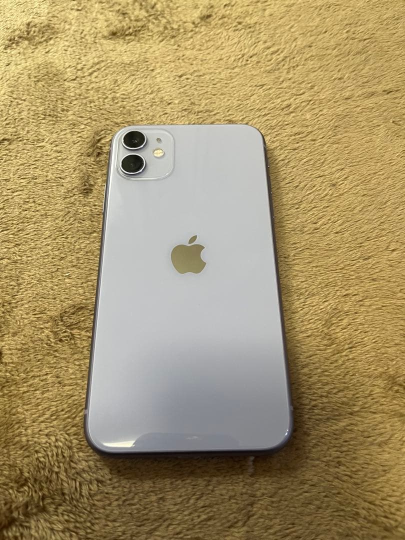 iPhone11 128GB 充電83%
