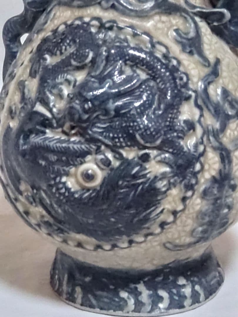 中国美術　骨董　青龍　花瓶　置き物