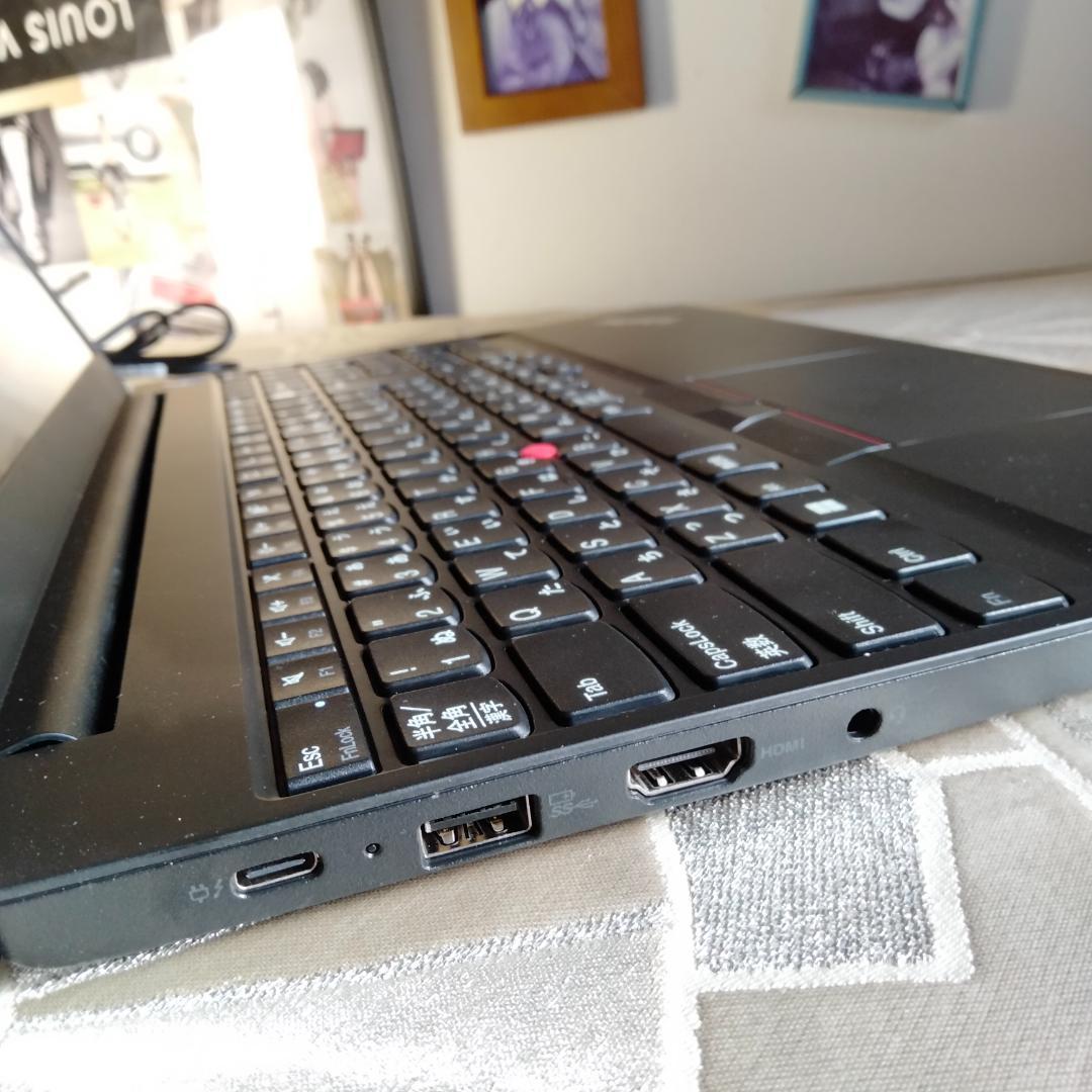 15インチ 11世代 i7 1165G7 256G 16G FHD Lenovo