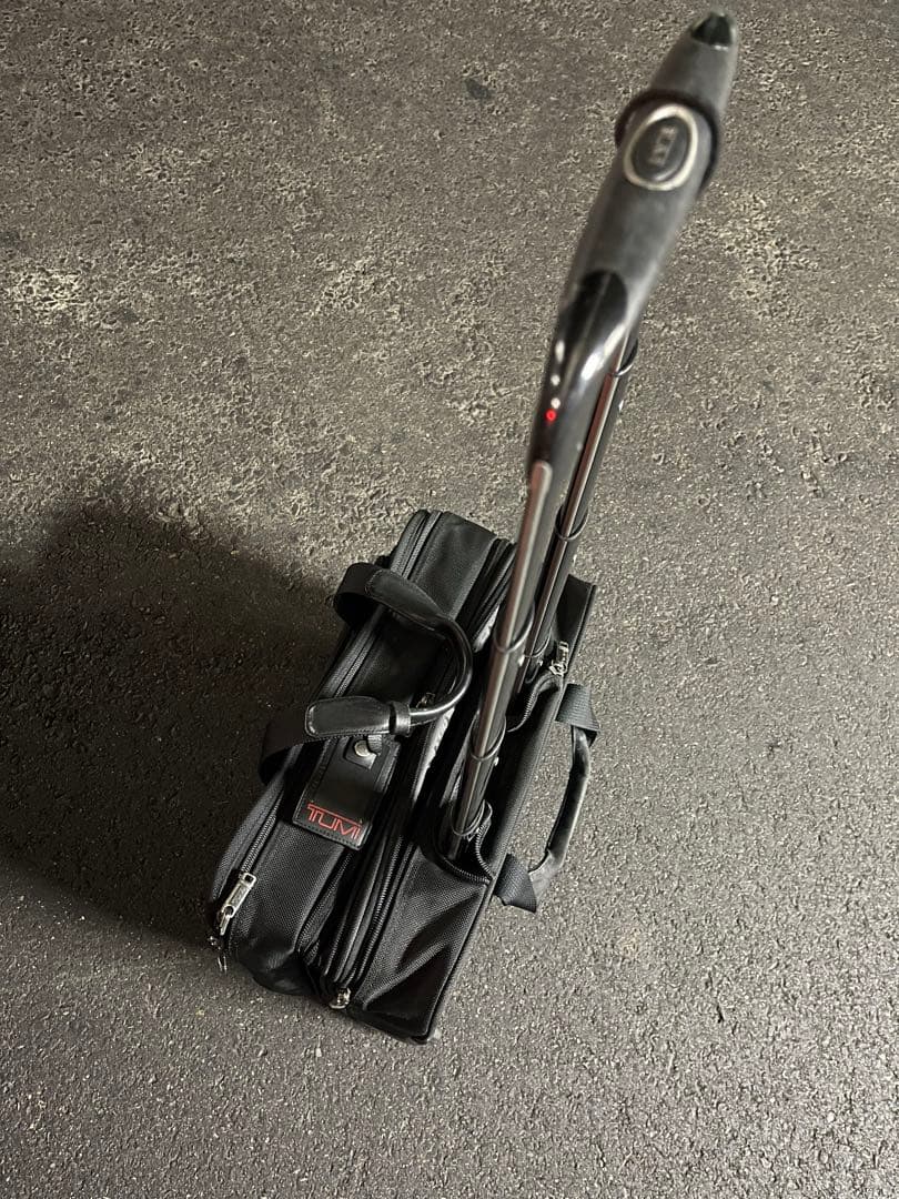 TUMI 黒のナイロンキャリーケース 中型