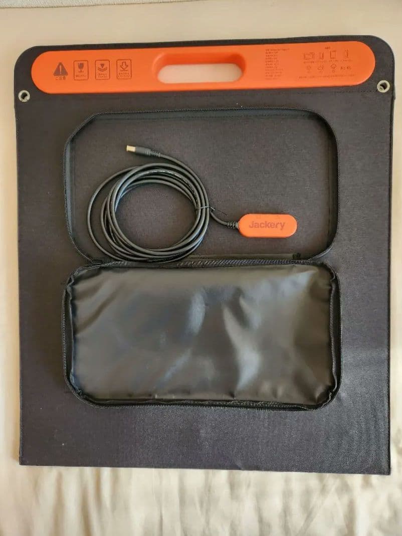 Jackery SolarSaga 100 ソーラーパネル