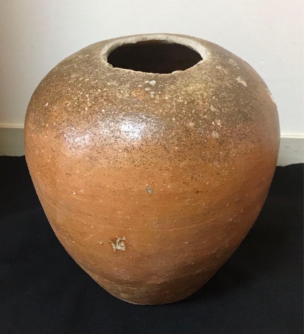 古信楽壺　室町末〜桃山