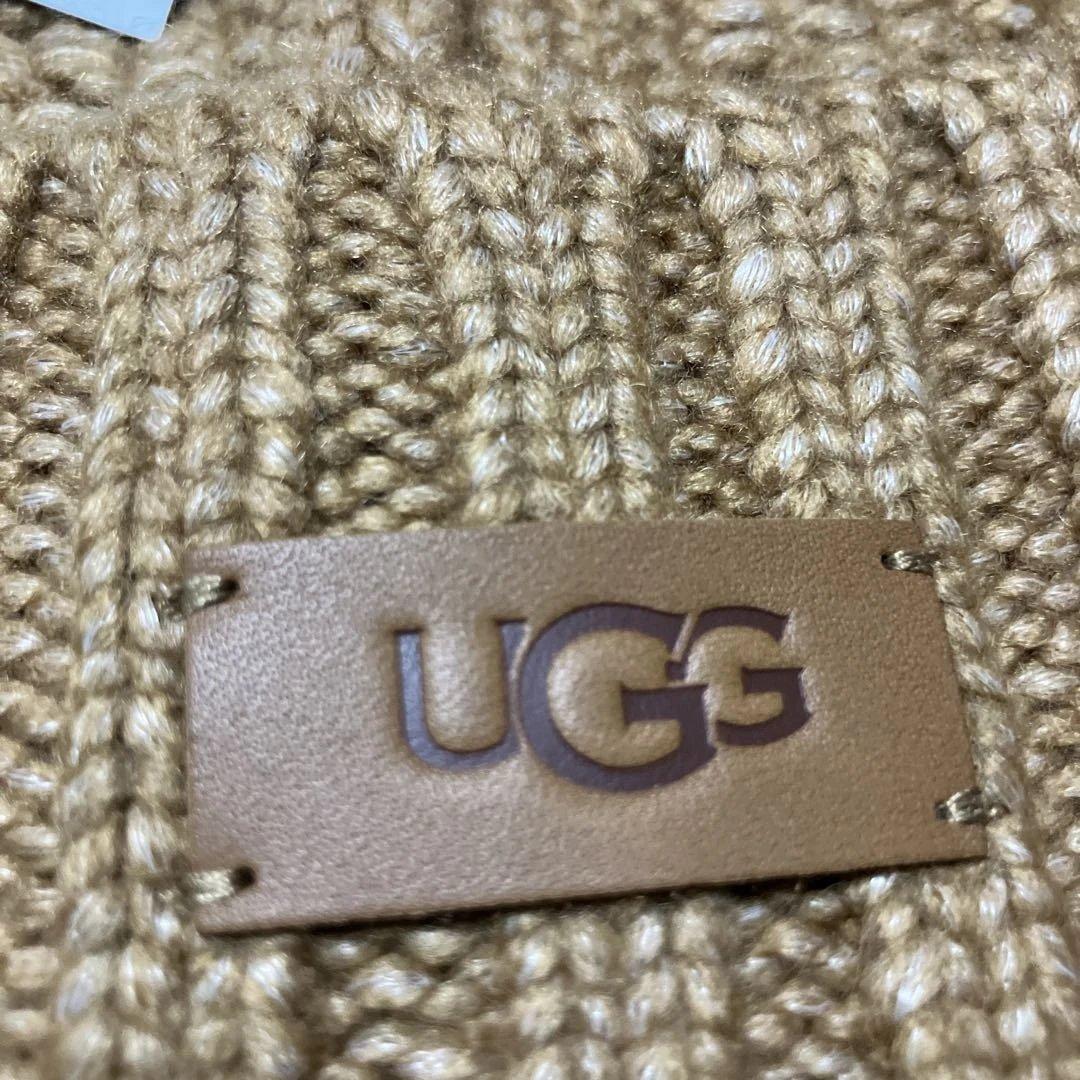 新品UGG ケーブルビーニーニット帽