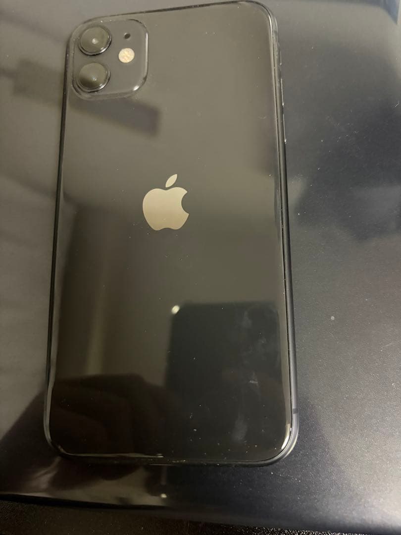 Apple iPhone 11 ブラック