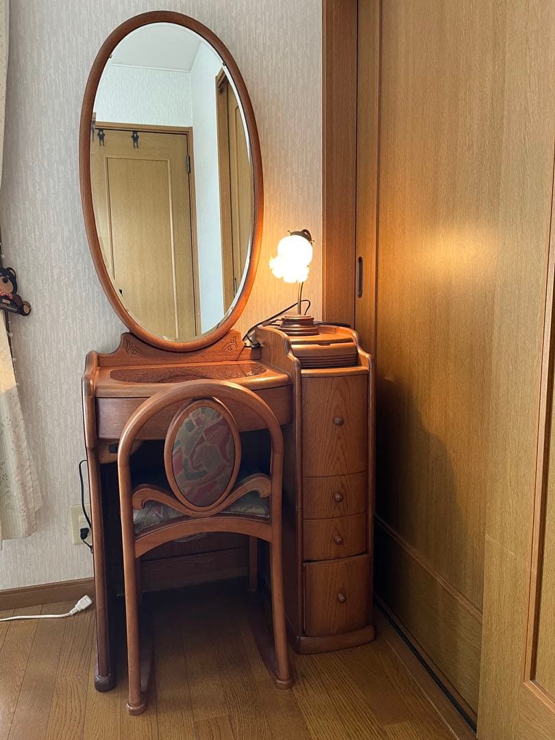 府中家具　ドレッサー 電気なし