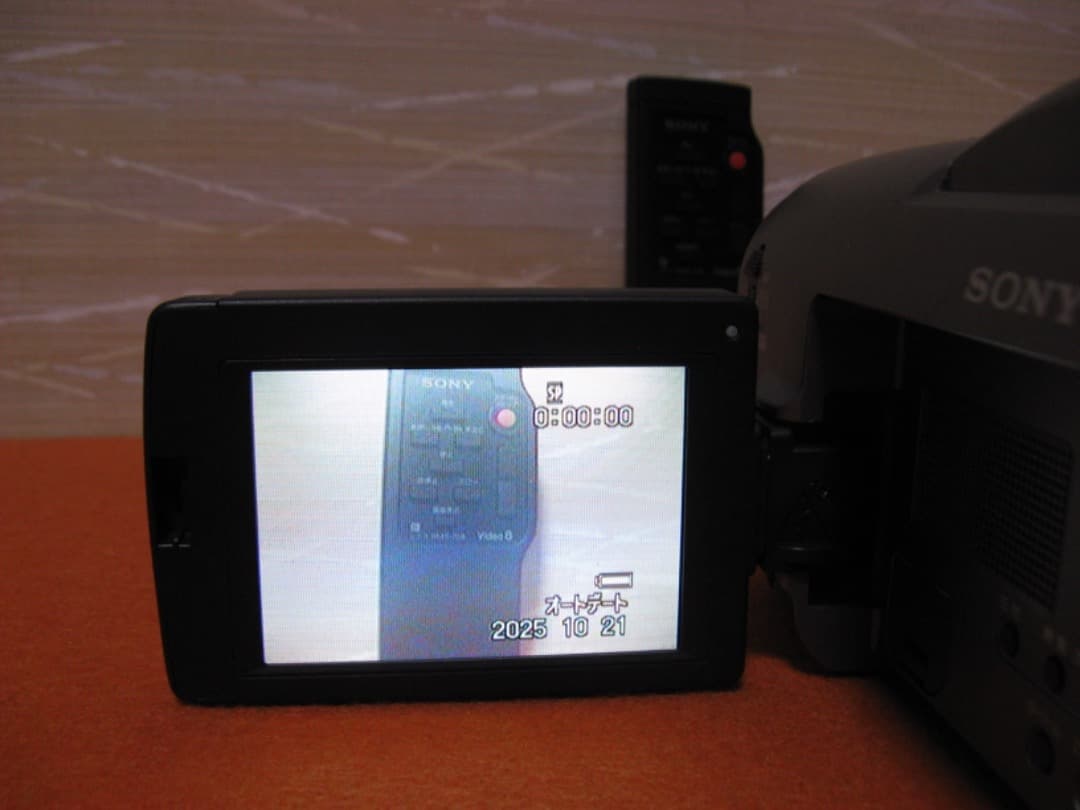 動作OK❗️☆SONYの液晶8ミリビデオカメラ・CCD-TRV20