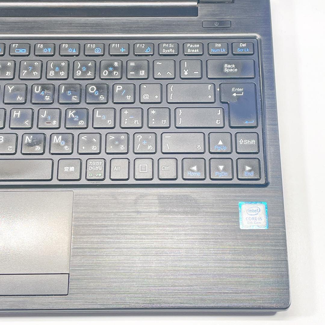 即利用OK！小型軽量✨Windows11✨快速SSD✨カメラ付ノートパソコン