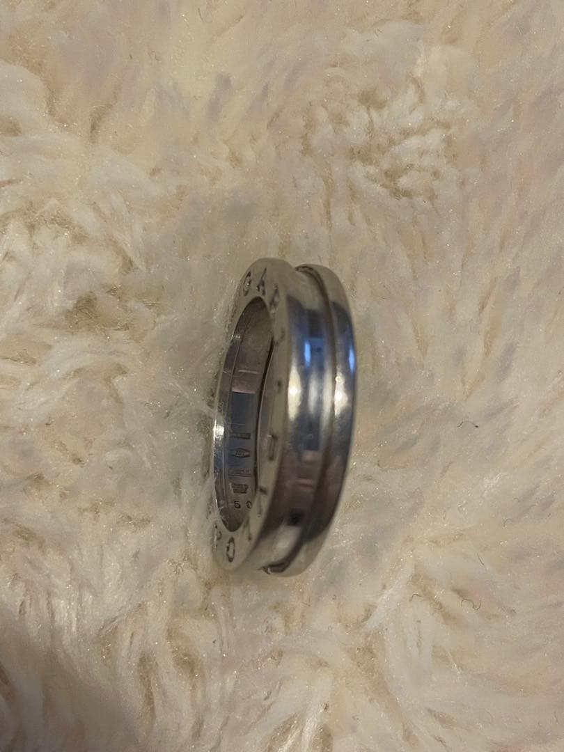 bvlgary 指輪です。