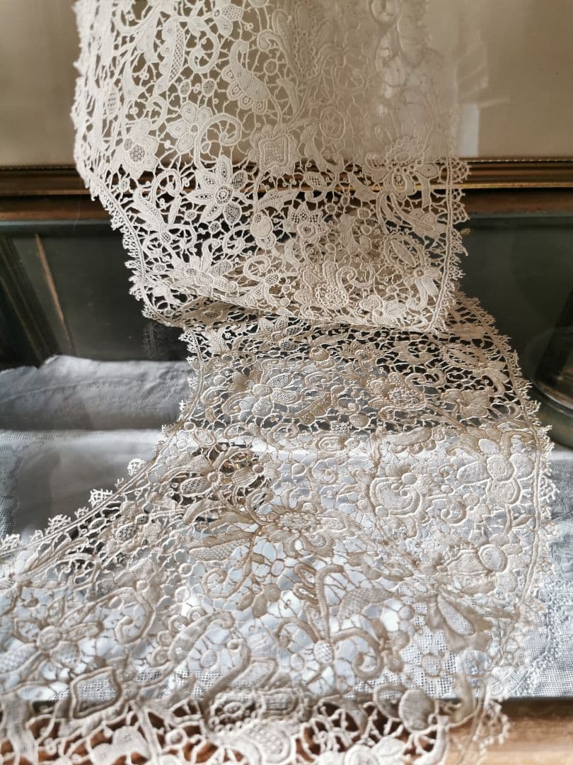 アンティーク イタリア 最上の精緻 ブラーノレース ポワンドヴェニス 付け襟