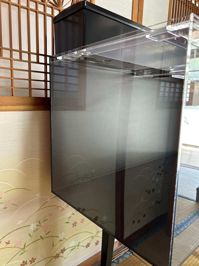 引き取り限定　90センチ底面背面艶消しブラックアクリル水槽　上部フィルター