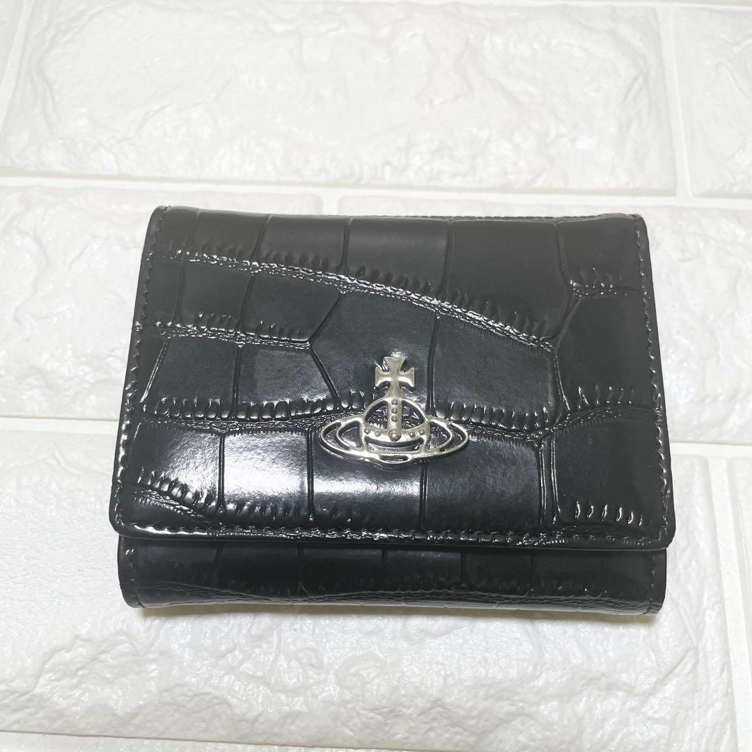 【新品未使用】ヴィヴィアンウエストウッド　三つ折り財布　ブラック
