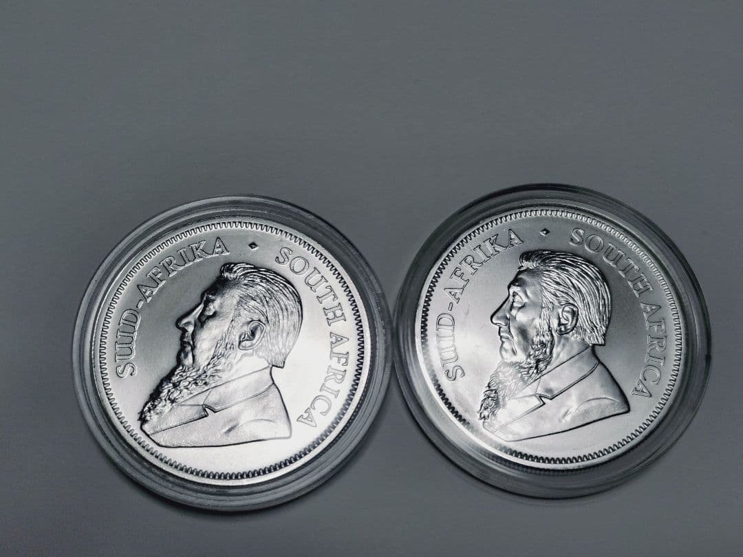 2020年製クルーガーランド銀貨2枚セットケース付き