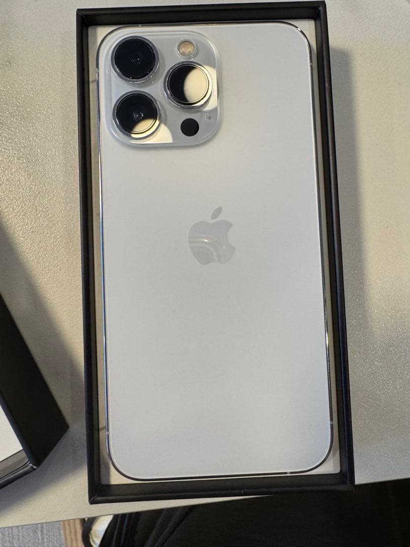 iPhone13pro 512GB、箱あり