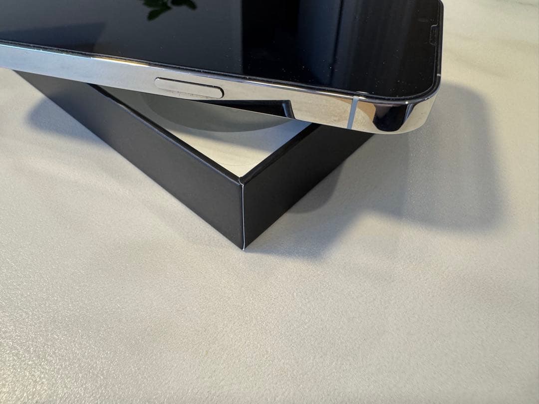 iPhone13pro 512GB、箱あり