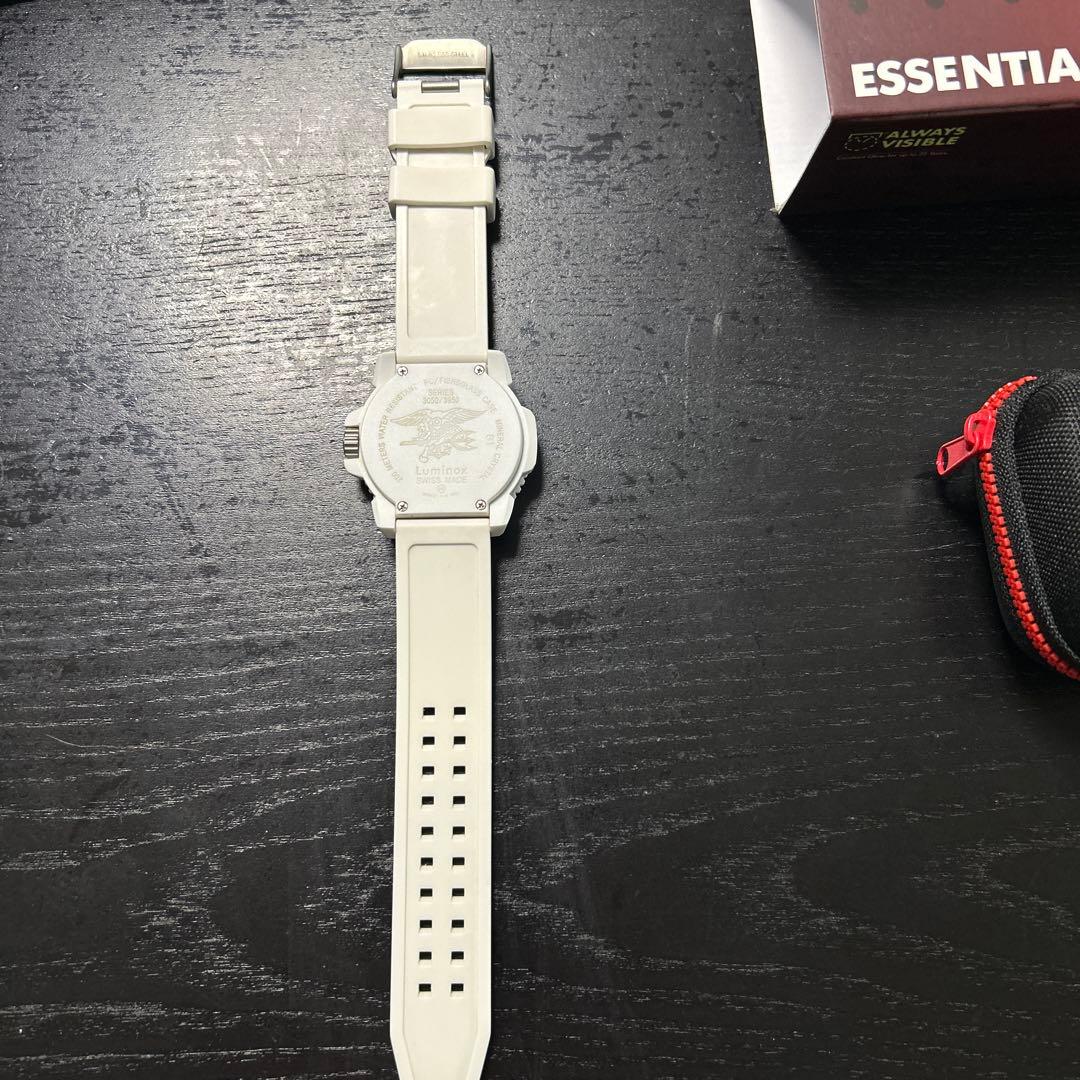 Luminox ホワイトアウト　電池切れ