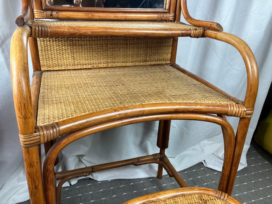 即購入不可　昭和レトロ×天然素材　籐製ミラー付きドレッサー＆スツールセット
