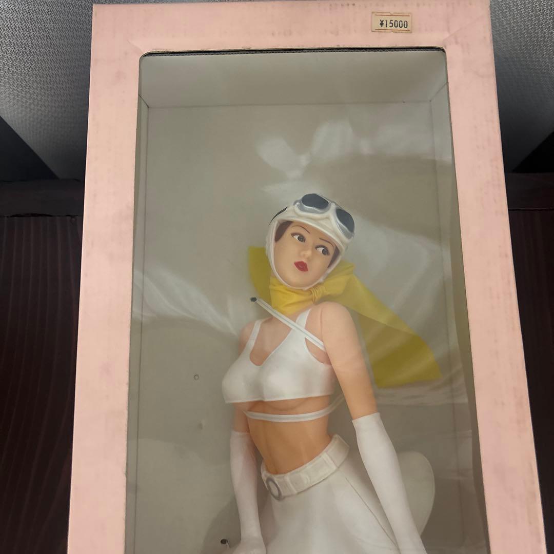 猛烈　ジュディー: モーターサイクルライダー (ホワイトコスチューム版)