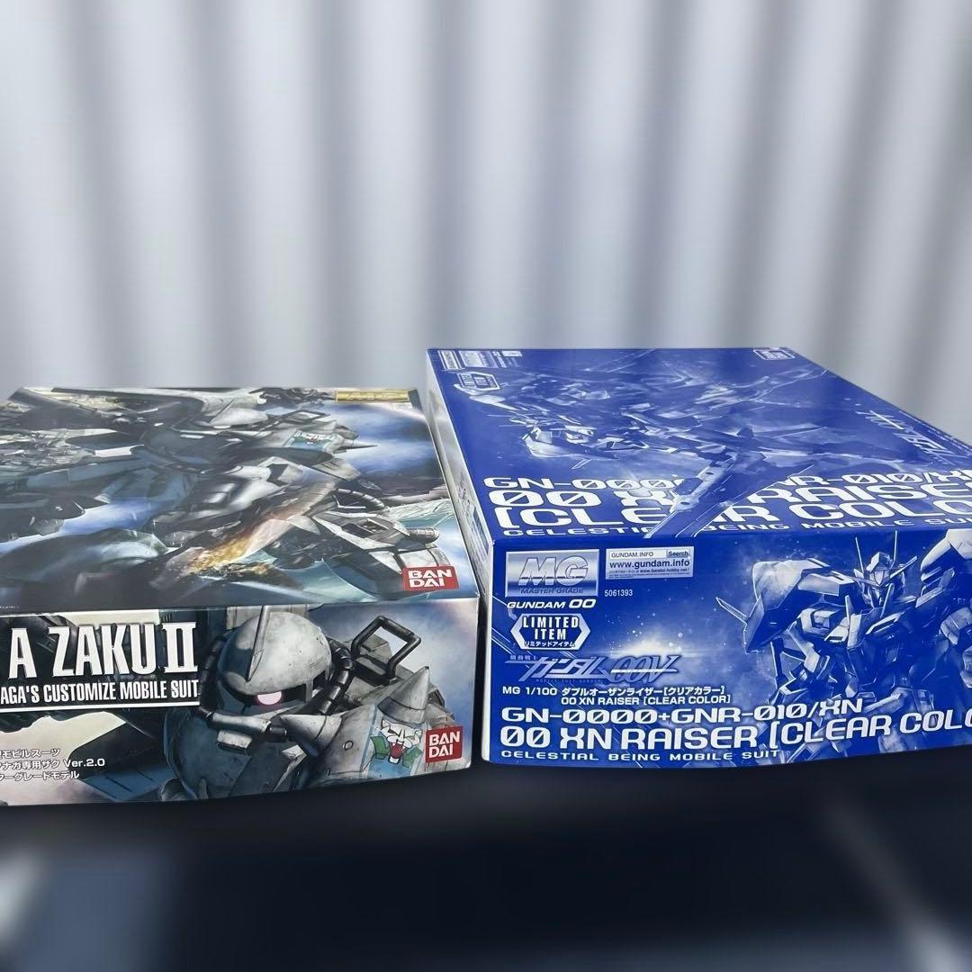 MGシンマツナガ専用ザクVer2.0のMGダブルオーライザークリアカラーのセット